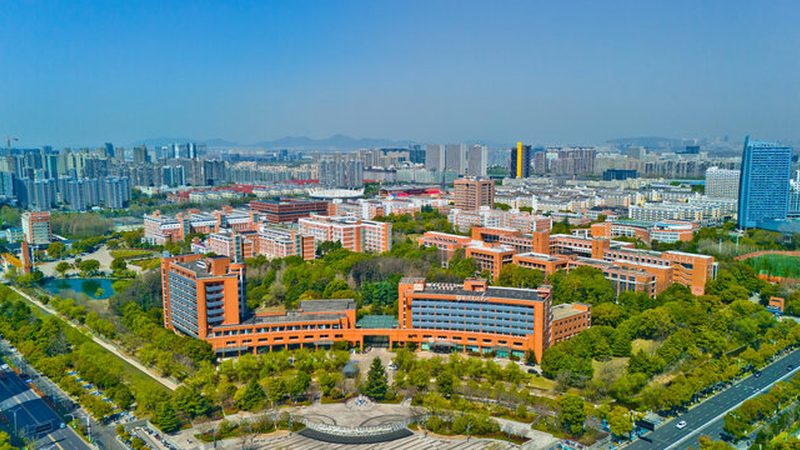 SMT贴片加工设备参数解析：关键指标与选型要点